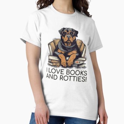 Rottweiler Bookworm Ii A Cozy Design For Book Lovers T-shirt